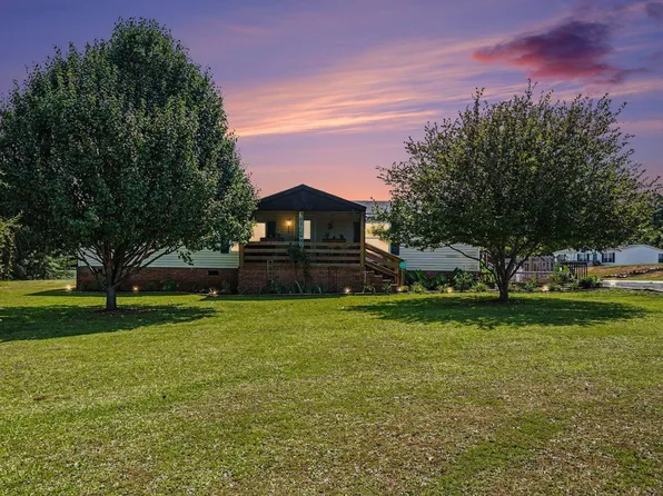 208 Sassafras Dr, Laurens, SC 29360