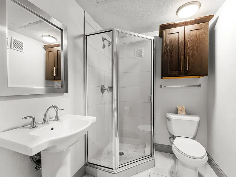 3142 Ross Ave #1 — Photo 8