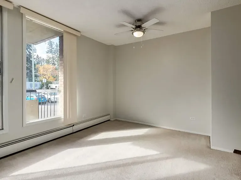 2010 Hope St SW #104 — Photo 76