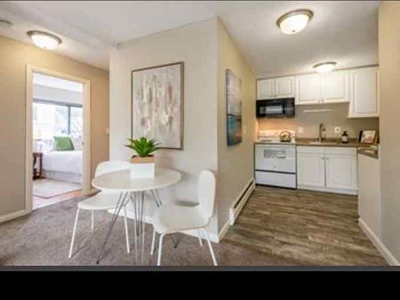 5th image of 365 Harvard St #23