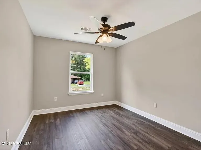 44 John Travis Rd — Photo 16