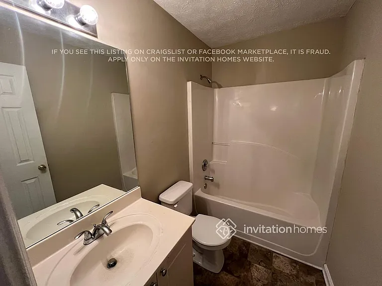 842 Stonebridge Cres — Photo 11