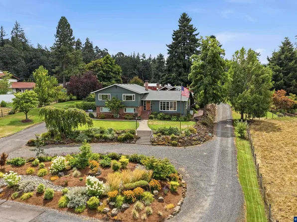 6840 Burnett St SE, Salem, OR 97317