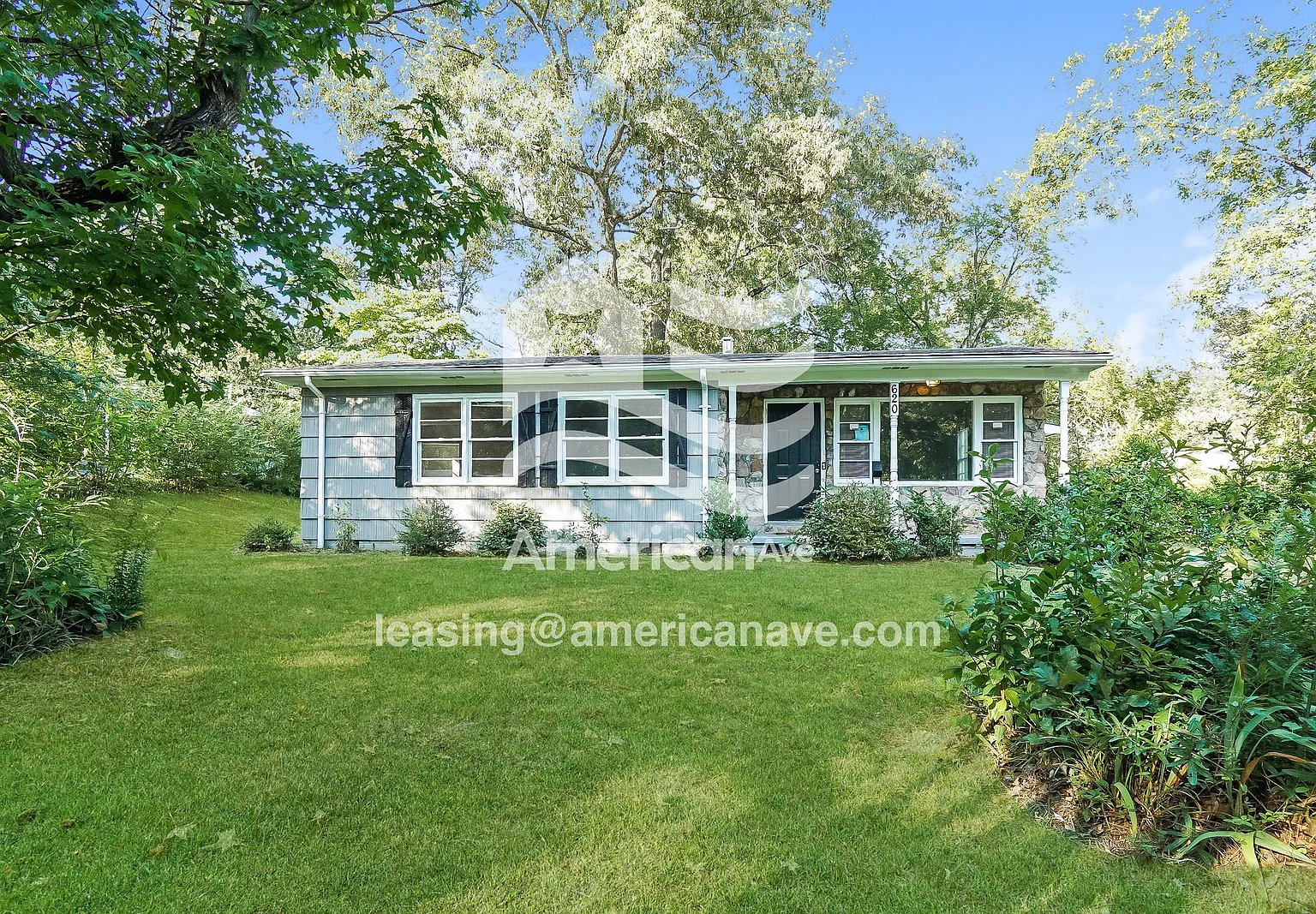 3 bed, 1.5 bath, 1379 sqft, $1,397 — Photo 1