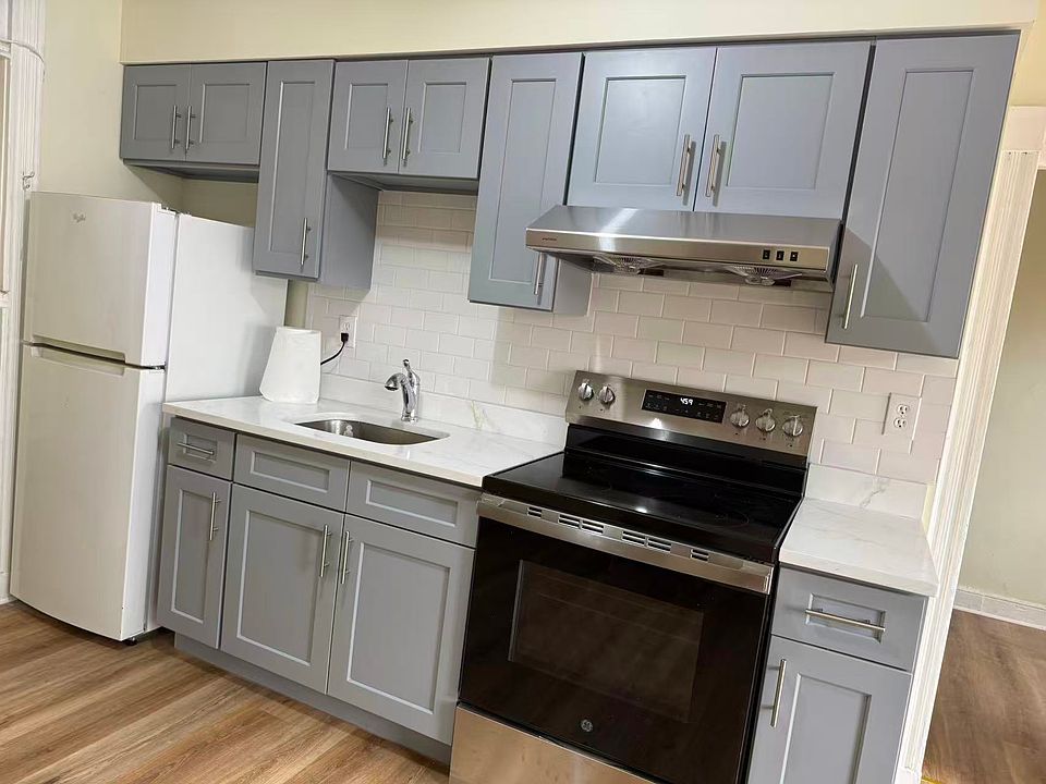 1st image of 228 N 10th St Floor 4
