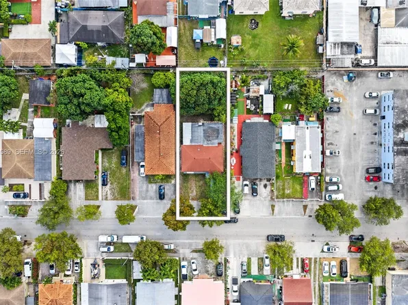 42 E 16th St, Hialeah, FL 33010