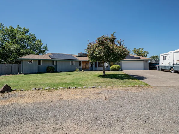 5247 Dobrot Way, Central Pt, OR 97502