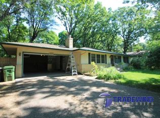 637 Birch Ln N, Shoreview, MN 55126