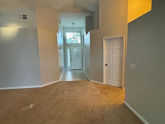 3rd image of 14050 Yellow Wood Cir