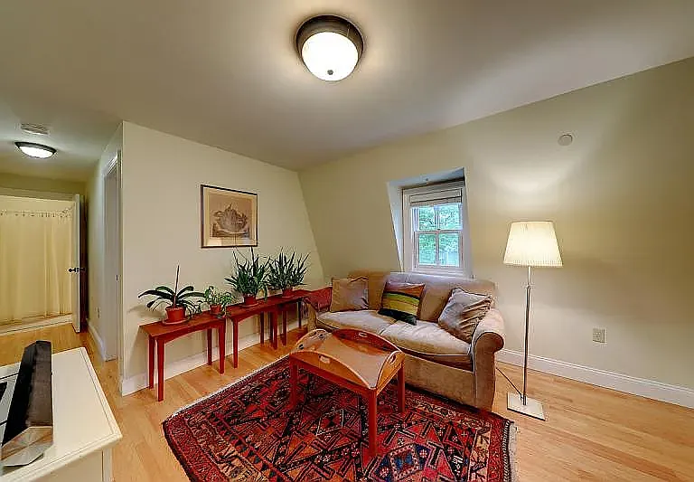 11 Young Orchard Ave #2 — Photo 8