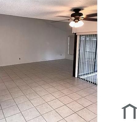 5th image of 15405 Deerglen Dr
