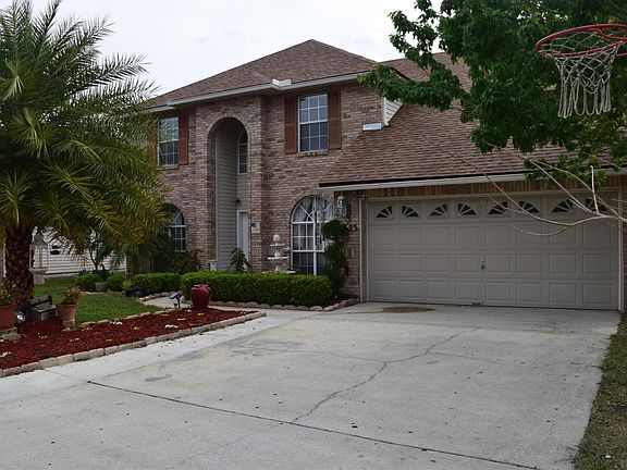 4th image of 11623 Alexis Forest Dr E
