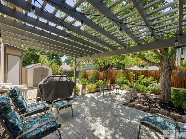 2325 Morninglory Dr, Sparks, NV 89434
