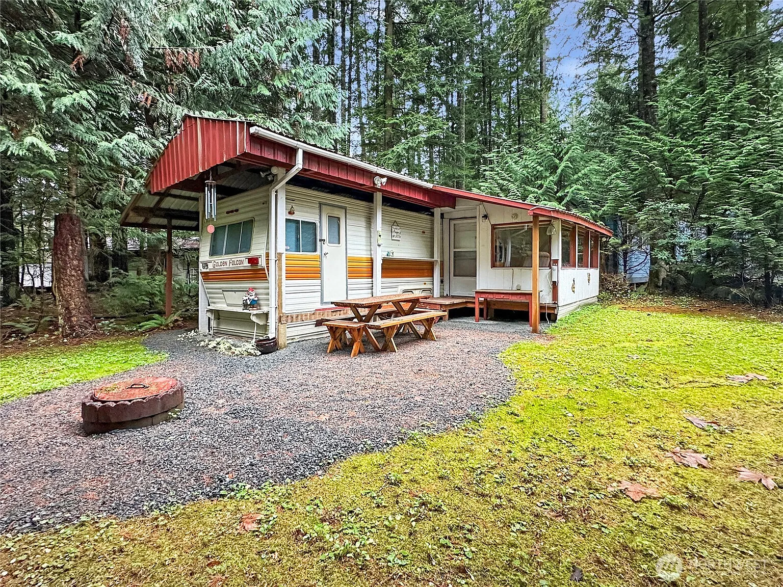 1131 Alder Lane photo 1
