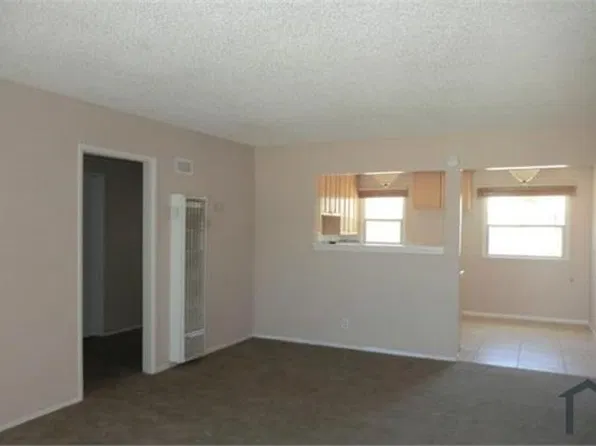 1220 W Avenue J14 #93534, Lancaster, CA 93534