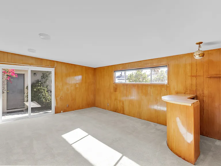 7716 Teesdale Ave — Photo 5