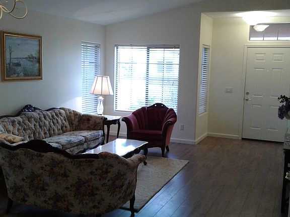 3rd image of 10383 W Runion Dr