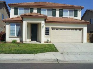 552 Peach Dr, Chowchilla, CA 93610