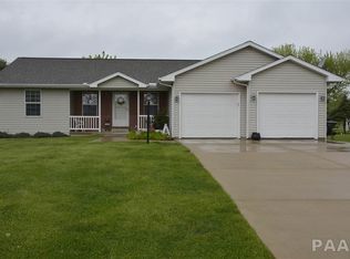 9737 W Guinivere Dr, Mapleton, IL 61547