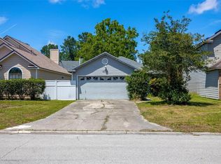 3105 Lantana Lakes Dr, Jacksonville, FL 32246