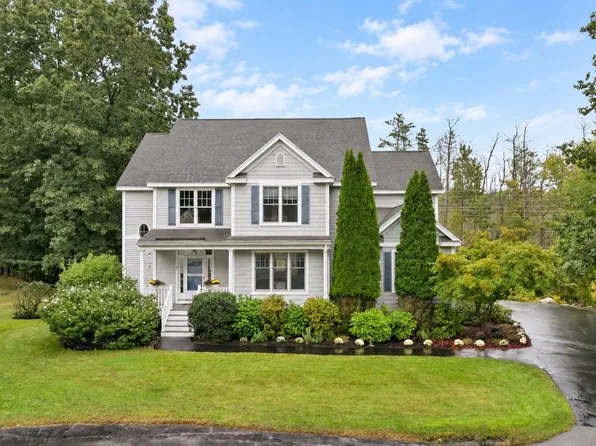 7 Quail Hollow, Stratham, NH 03885
