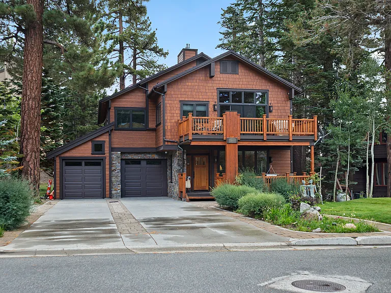 1889 Forest Trl — Photo 1