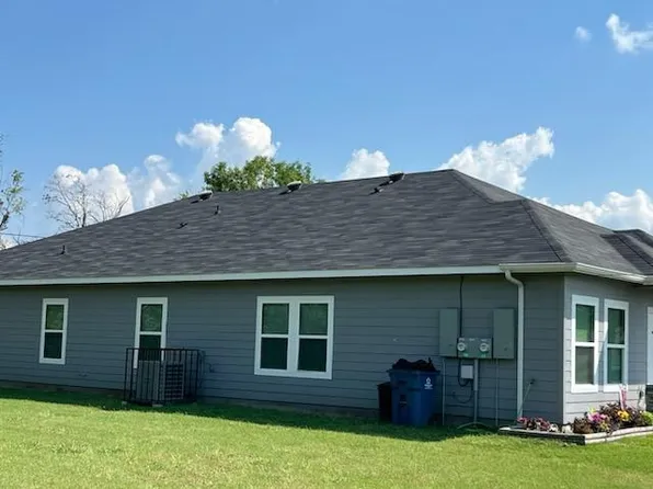 908 E 12th Ave, Corsicana, TX 75110