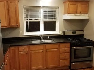 5700 S Madison Ave, La Grange, IL 60525