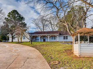 655 Rounsaville Rd, Roswell, GA 30076