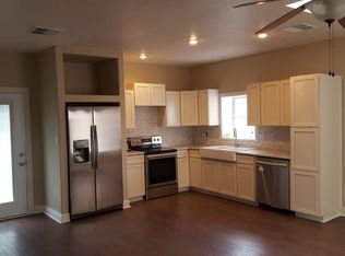 2703 Los Anayas Rd NW, Albuquerque, NM 87104