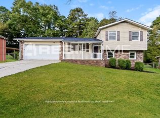 104 Parkwood Dr, Stockbridge, GA 30281