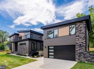 3215 Cofer Rd, Falls Church, VA 22042