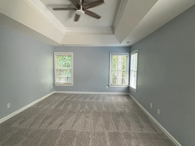 717 Bluffcreek Dr — Photo 28