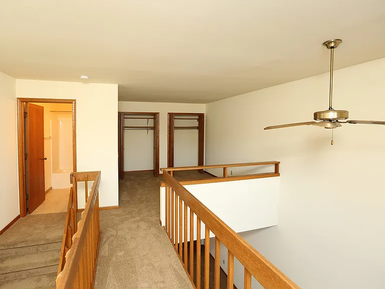 Londonderry Lofts — Photo 19