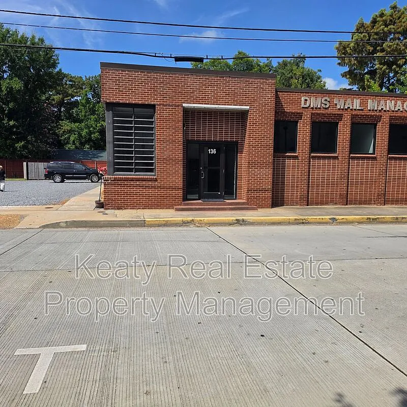 2 bed, 2.0 bath, 990 sqft, $1,800 — Photo 1