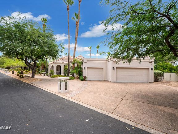 3rd image of 8631 E CLUBHOUSE Way E