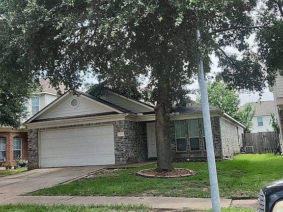 2nd image of 2806 Oak Ridge Park Dr