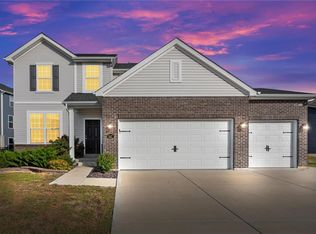 647 Wilmer Meadow Dr, Wentzville, MO 63385