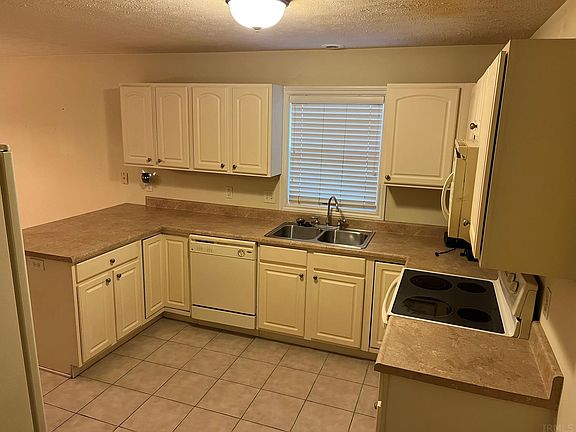 2nd image of 10569 Merimac Dr
