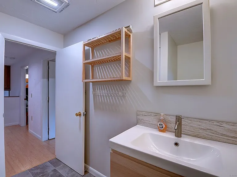 96 Indian Spring Rd — Photo 29