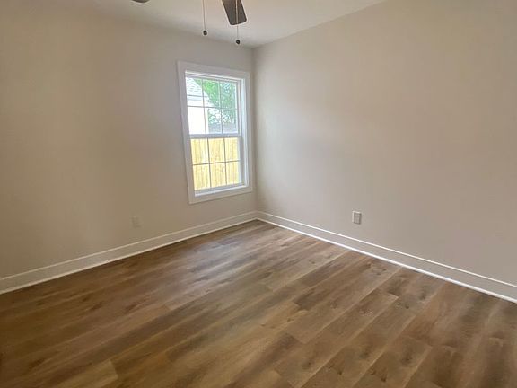 4th image of 788 N Merton St