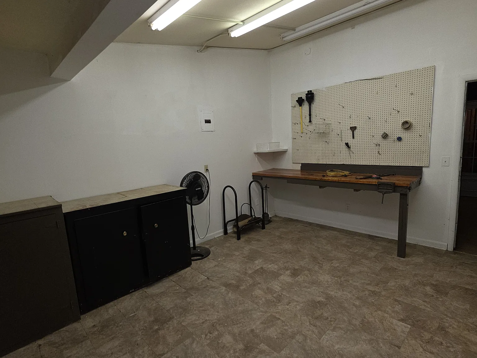 3 bed, 2.5 bath, 1786 sqft, $1,595 — Photo 3