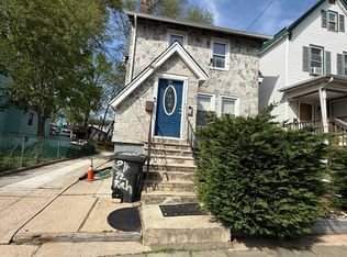 22 Rich St FLOOR 2, Irvington, NJ 07111