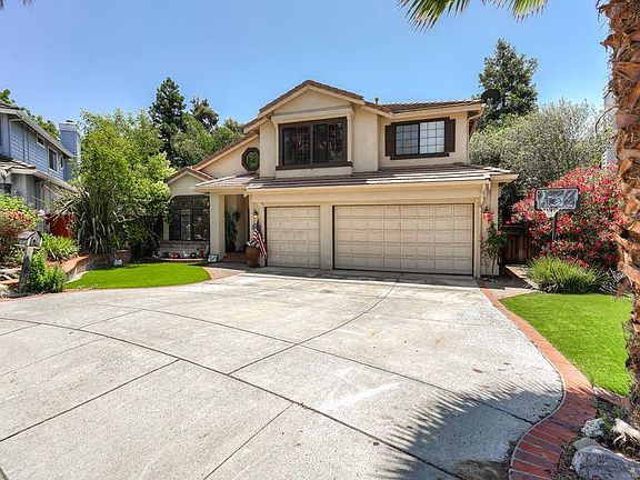 4th image of 16575 Cantor Ct