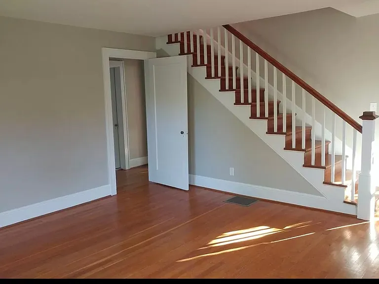 4267 Prices Fork Rd — Photo 2