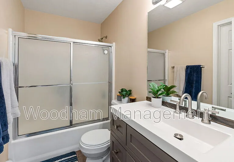 306 Golden Valley Dr — Photo 17