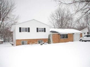 131 Clooney Dr, Henrietta, NY 14467