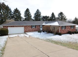 2770 Stanway Dr, Zanesville, OH 43701