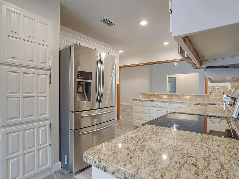 5629 Guadalajara Dr — Photo 20