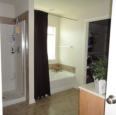 4th image of 12906 Fairacres Way